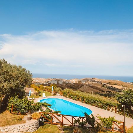 Calami - Villa Romeo - Private Apartments With Pool, Seaview & Olive Grove Santa Caterina Dello Ionio Marina Exterior photo